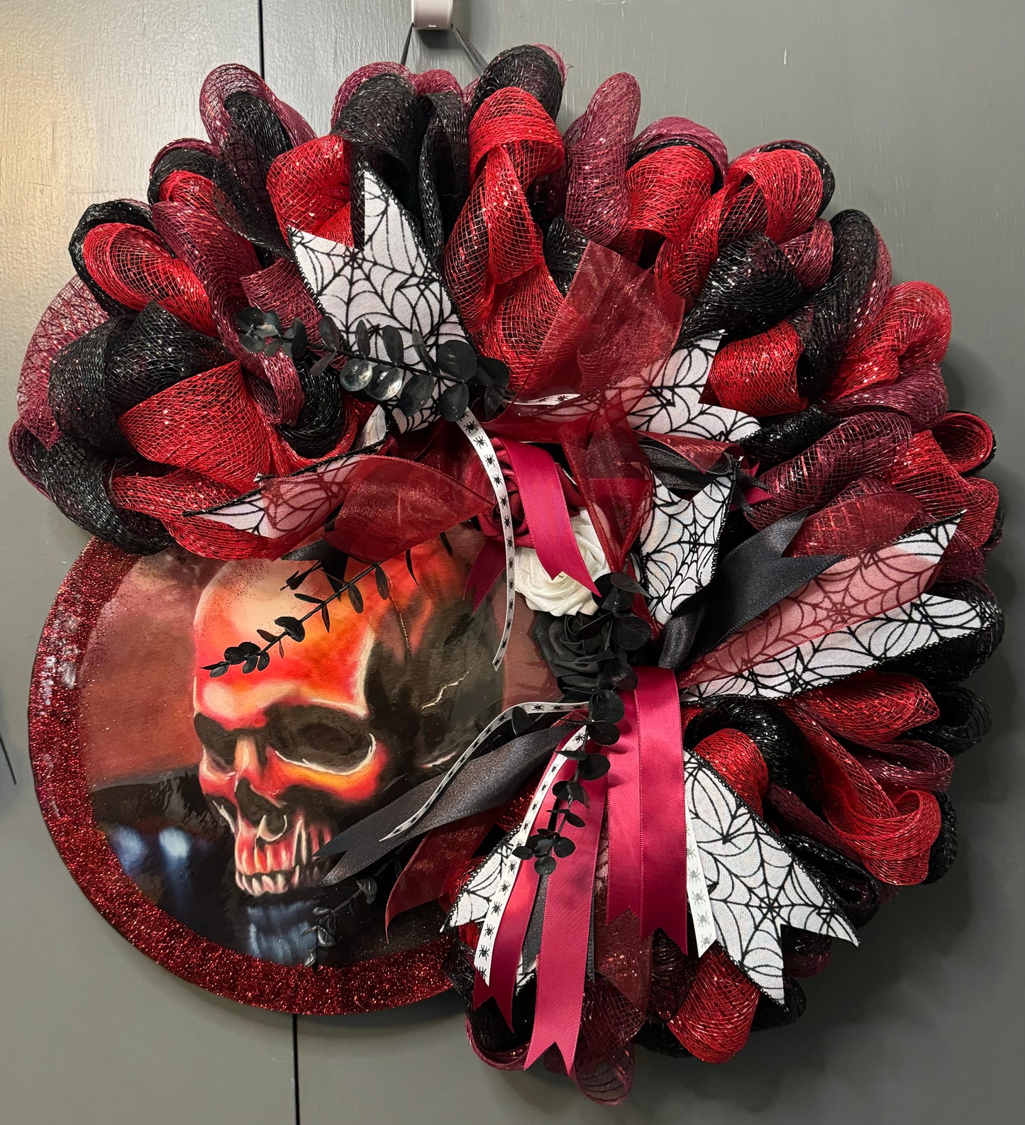 Red Skull Wreath