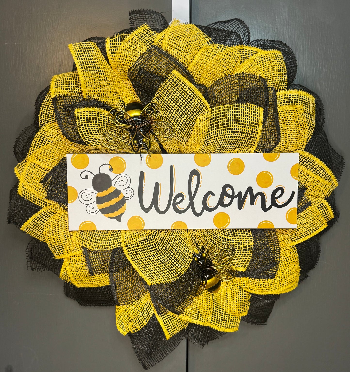 Bee Flower Wreath